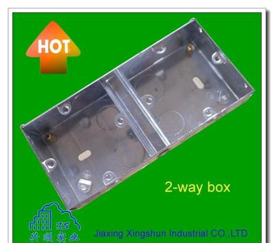 接线盒 电气连接的核心保障